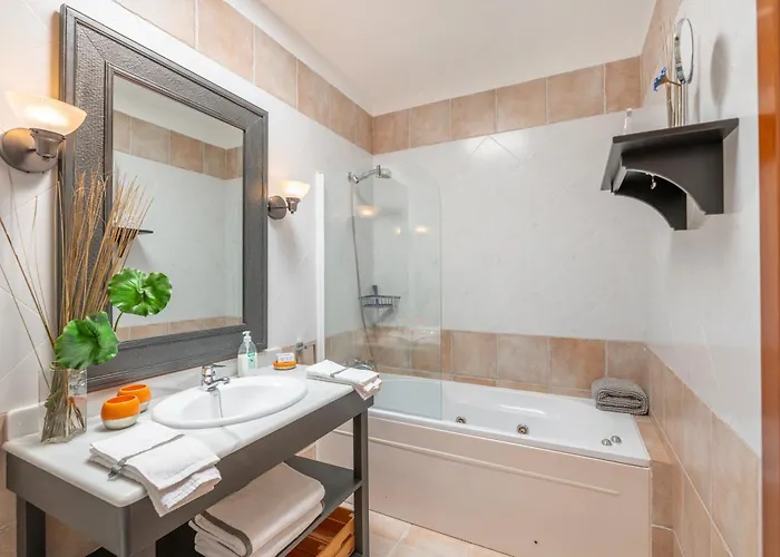 Buganvillas Vila *