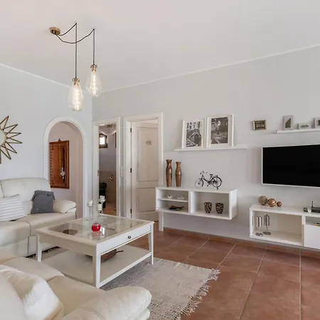 Buganvillas * بلايا بلانكا