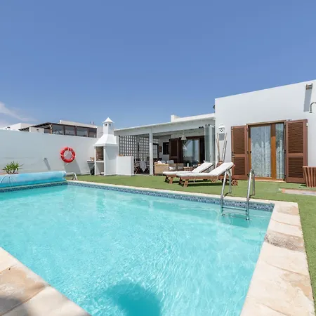 Buganvillas بلايا بلانكا